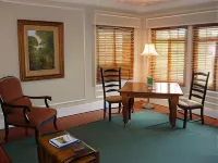 Club Continental Hotels in Orange Park