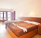 Hotel Apple Valley Hotels in Kodaikanal