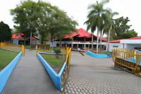 Hotel y Parque Acuatico Agua Sol Alegria Hotel di Mariquita