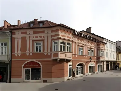 Barokk Hotel Promenád Hotels near Bishop-Lookout Tower