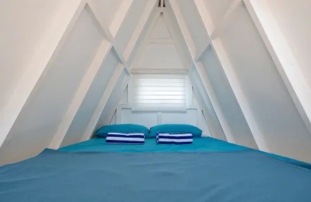 Costas De Liwa Bar & Beach Resort Отели рядом с достопримечательностью «Zamba Beach Villa»