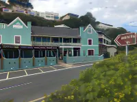 查普曼山峰飯店 豪特灣住宿飯店