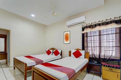 OYO Mala Residency Hotels near Ponnaniyar Purathakudi Check Dam