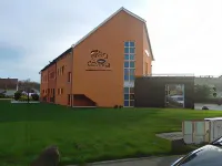 Hôtel des Bois Hotels in Cleebourg