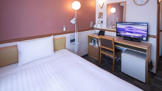 Toyoko Inn 다카사키 객실 내부