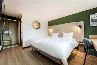 Campanile Marne la Vallee - Chelles Hotels near SNAP