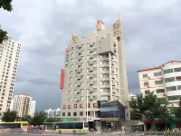 Jinjiang Inn Select (Haikou Arcade House Old Street Binhai Avenue) Hotels near Hainan University(Haidian Campus)