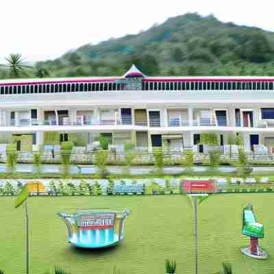 Orchard Valley Resort Hotel Exterior