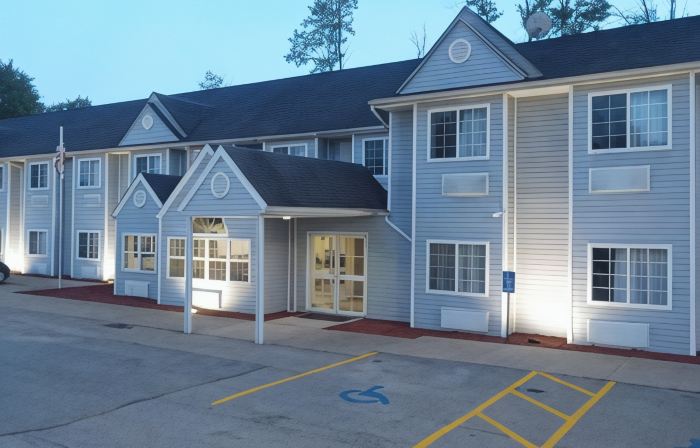 MJ Inn and Suites