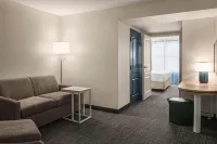 Spark by Hilton Orlando Universal Blvd