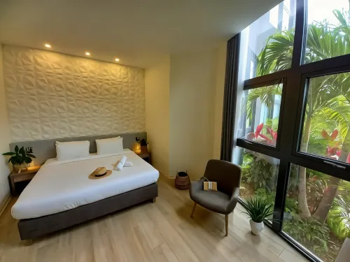 Adonis Cupecoy Hotel di Lowlands