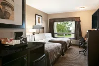Ramada by Wyndham Conklin Hotel di Wood Buffalo