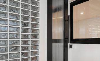 Casa Blanca Dusit - Hostel