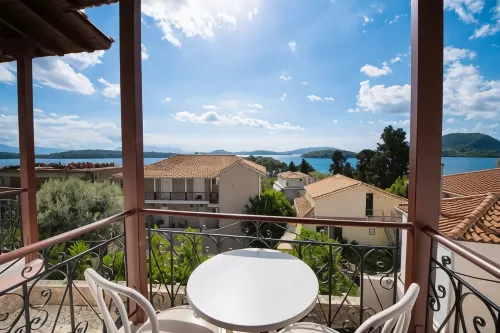 Hotel Nostos