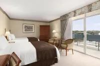Travelodge by Wyndham Niagara Falls Fallsview Hotels in Niagara Falls