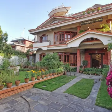Vardan Resort n' Apartment