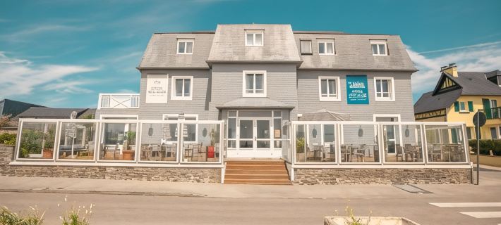 Hôtel des Isles Hotels in Manche