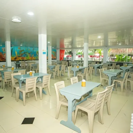 Hotel Playa Divina
