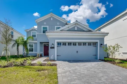 Family Friendly 5 Bed Spa Pool Home in Champions Gate