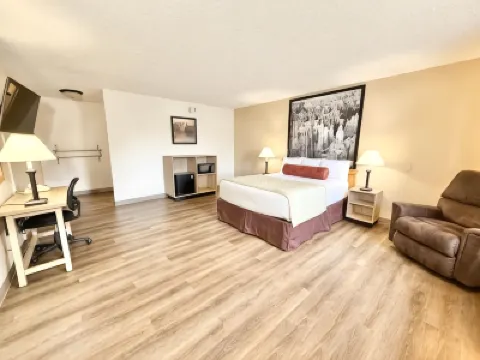 Super 8 by Wyndham Salina/Scenic Hills Area Các khách sạn ở Salina