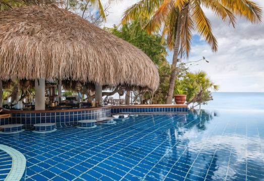 아난타라 바자루투 아일랜드 리조트 룸서비스