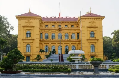 Hi-Home Suites - Ngoai Giao Doan at West Lake Starlake Hotel a Bac Tu Liem