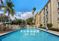La Quinta Inn & Suites by Wyndham Sawgrass