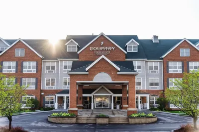 Country Inn & Suites by Radisson, Milwaukee West (Brookfield), WI Hotels near Capitol Plaza East