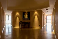 Artemis Hotel