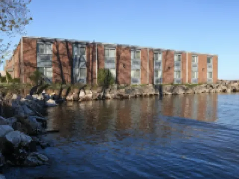 Lighthouse Inn - Two Rivers Hotels in Two Rivers