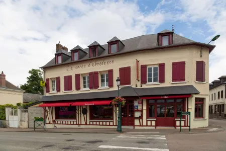 Logis - Hotel & Restaurant la Corne D 'Abondance Отели в г. Эпегар