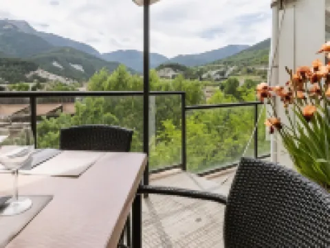 Hostal Restaurante Río Ara by Vivere Stays Hoteles en Fiscal