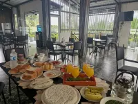 Aloe Transit Hotel - 3-Sterne