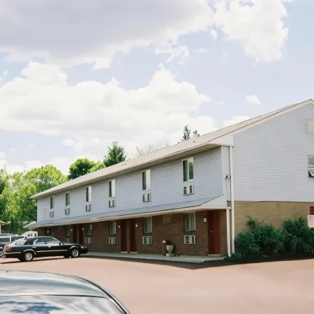 Knights Inn Center Valley