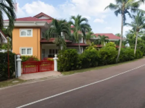 Praslin Paradise Hotels in Praslin Island