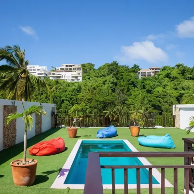 Chillax Boracay Hotel berhampiran Pantai Banyugan