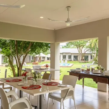 Hamiltons Lodge & Restaurant
