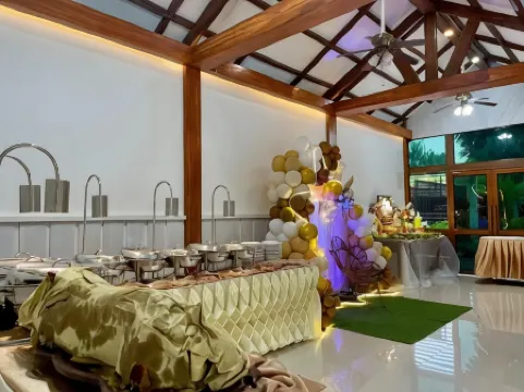 Rue DeuxVilles Villa Отели рядом с достопримечательностью «КИДС ПАРК БОХОЛЬ»