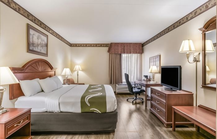 Quality Inn & Suites Bel Air I-95 Exit 77A