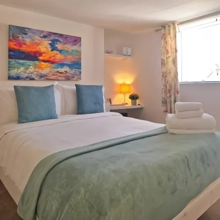 Upper Rock Brighton - Guest House