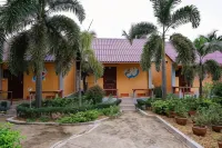 โรงแรมทอแสงพฤกษา