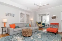 Charming 3-bedroom house with WiFi and AC in lovely Margate City