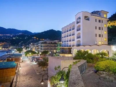 Hotel Sole Splendid Hotel in zona Zest Lido