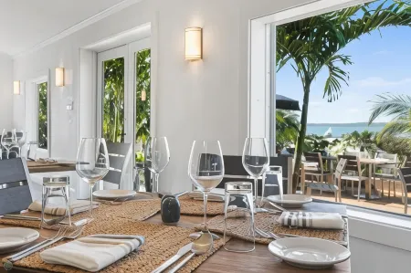 Romora Bay Resort & Marina Отели в г. Данмор-Таун