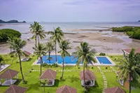 El Pueblo De Hermano by Cocotel Hotels in Lian
