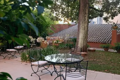 Siora Vittoria Boutique Hotel Các khách sạn gần Ionian University