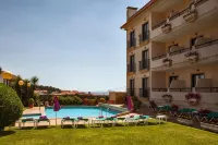 Hotel Oca Vermar - Airport Shuttle