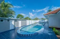Havana Club Resort - Airport Shuttle