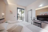 Hotiday Room Collection - Giulianova Hotels in Giulianova