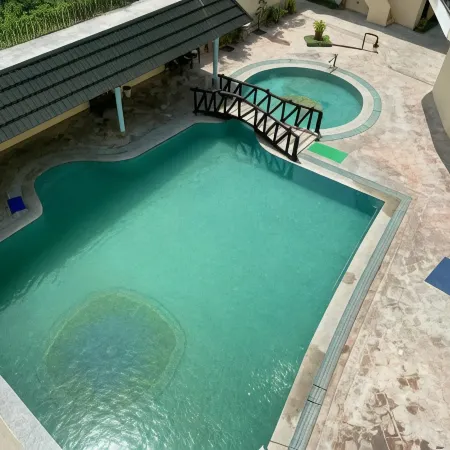 KANHA HOMESTAY & Motel